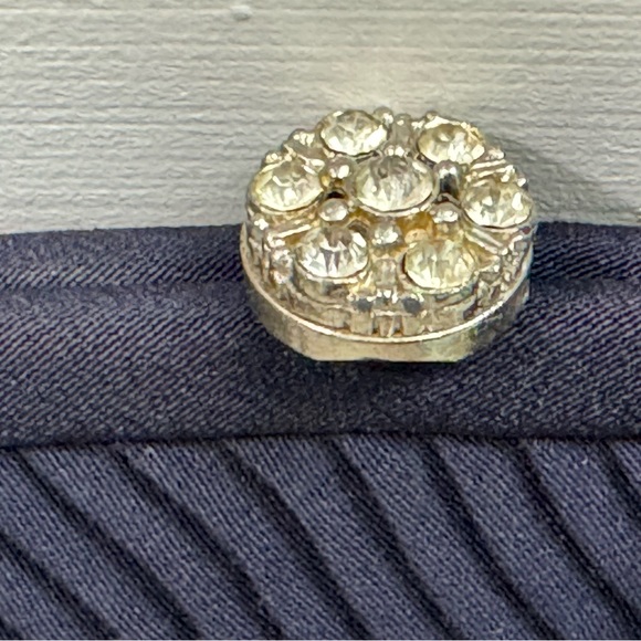 Vintage dark, navy blue frame handbag purse, rhinestone clasp - Picture 3 of 9